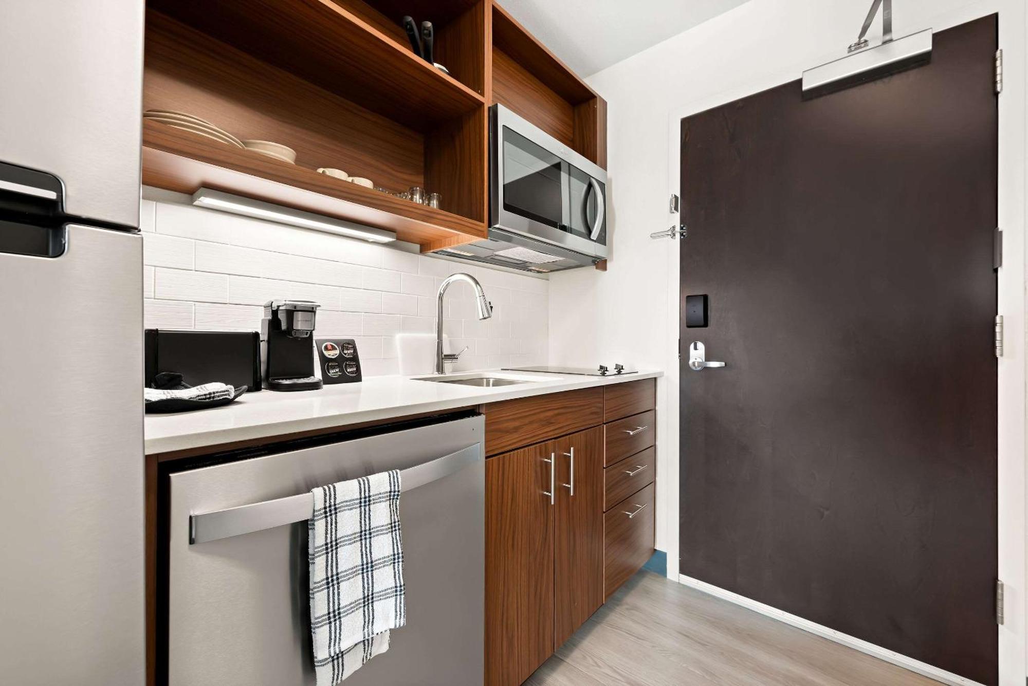 Everhome Suites Huntsville - Research Park Bagian luar foto