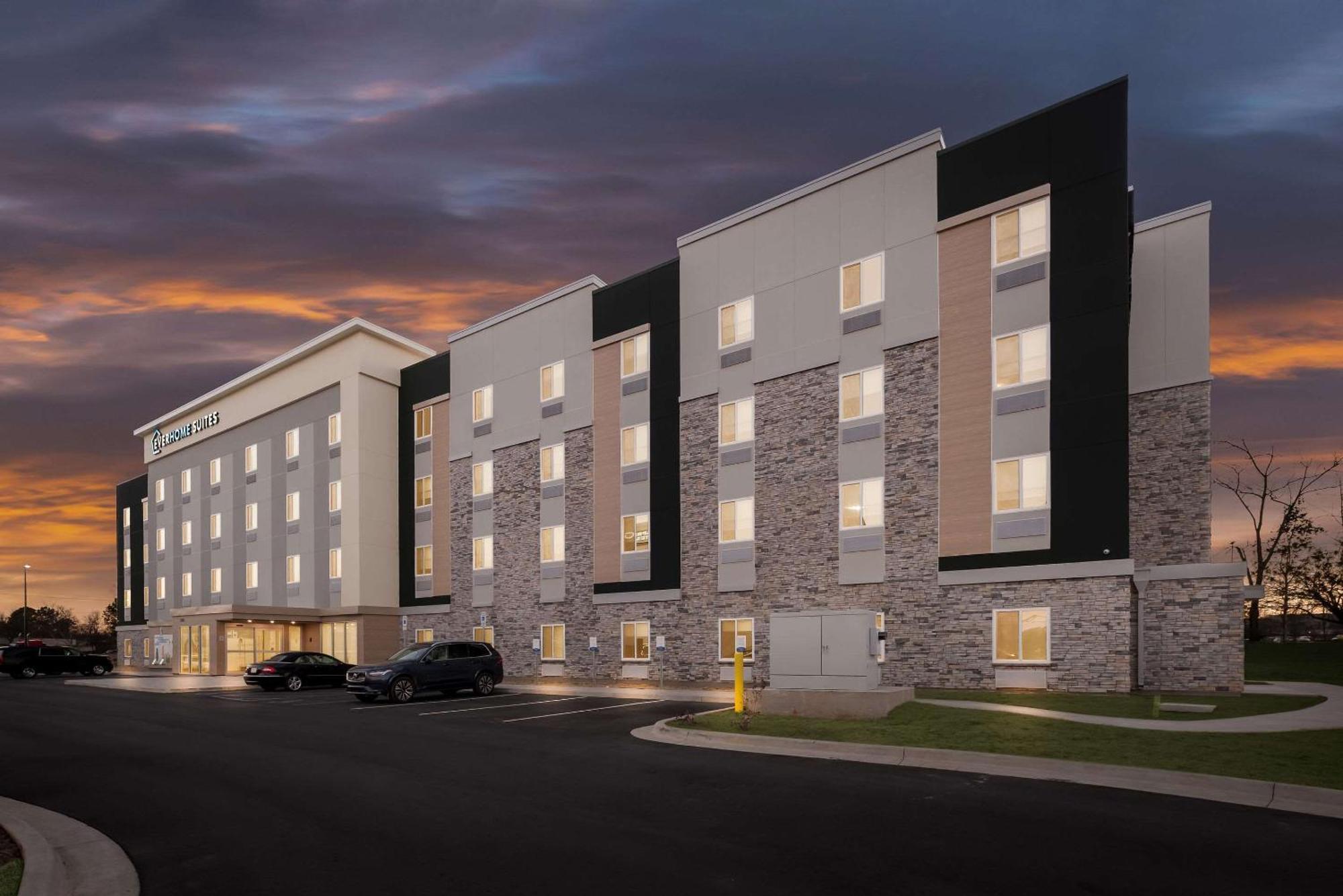 Everhome Suites Huntsville - Research Park Bagian luar foto